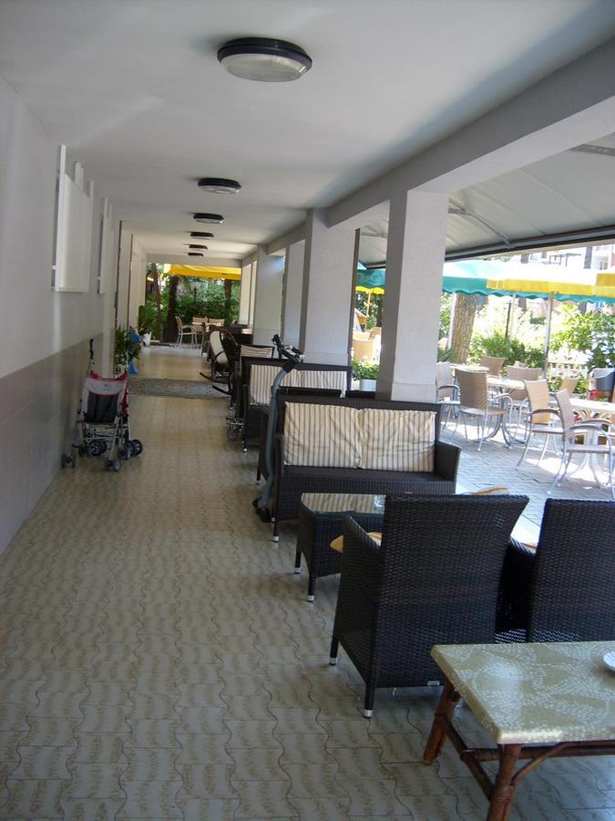 Hotel Giunchi Cervia Exterior photo